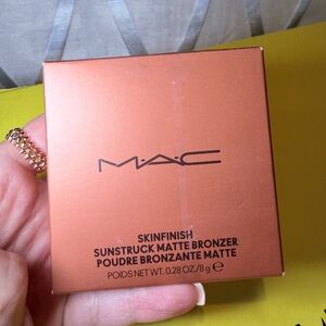 MAC Skinfinish Sunstruck Matte Bronzer - Warm Bronze